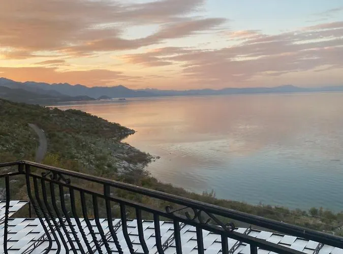 Il Tramonto 4*
