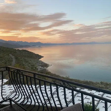 Il Tramonto 4*